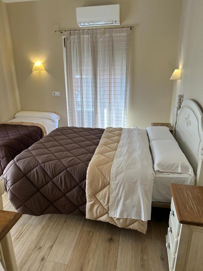 Toledo Plaza Hotell Eksteriør bilde